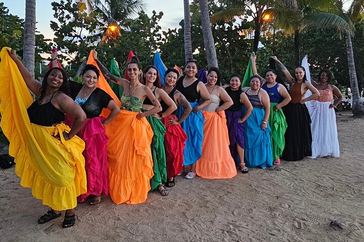 Puerto Rican Folklore Bomba Beach Class with Live Music - Image 2