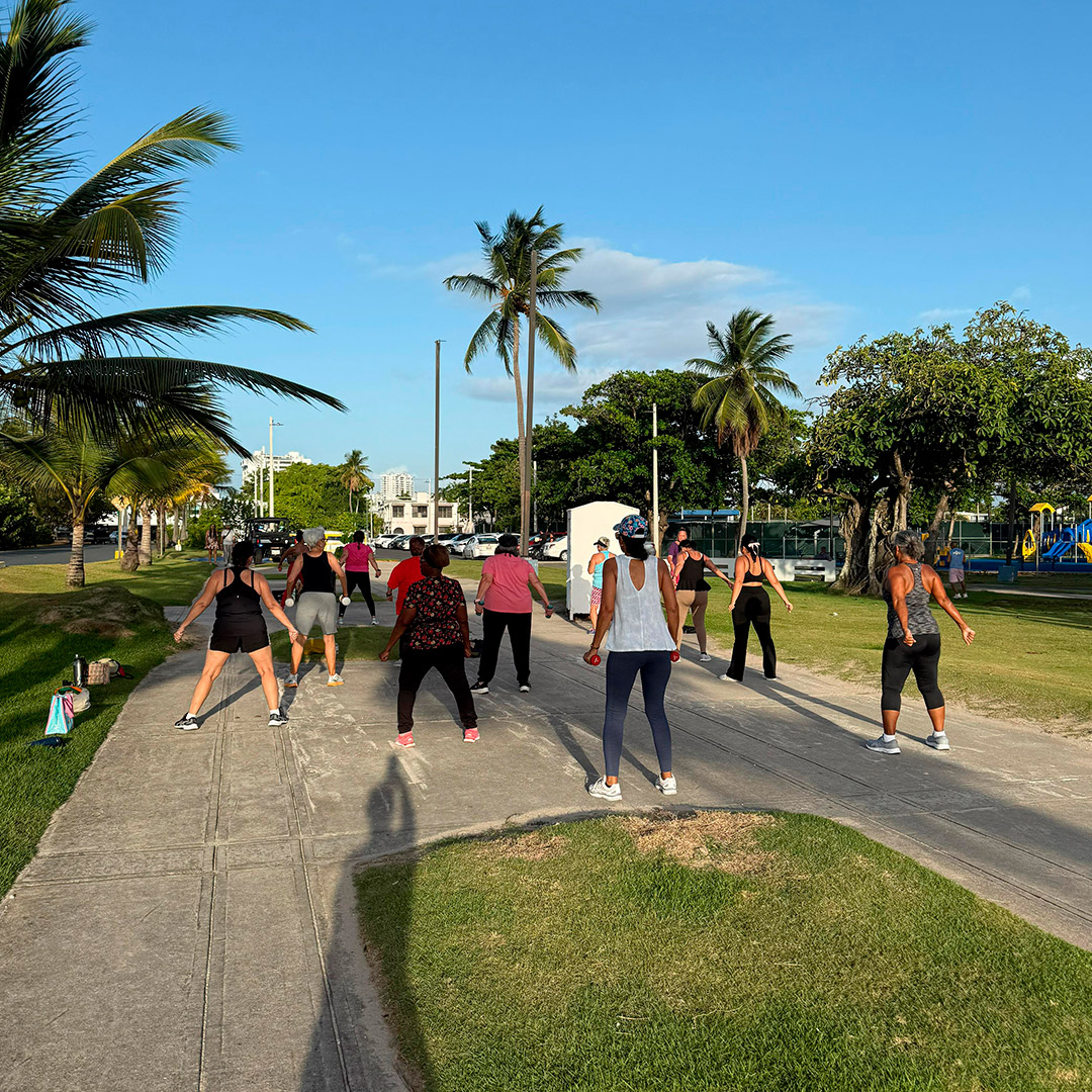 Latin Zumba Beach Class in San Juan, Puerto Rico - Image 4